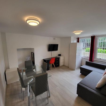 Cosy Apartment By Clapham South Underground! Londres Exterior foto